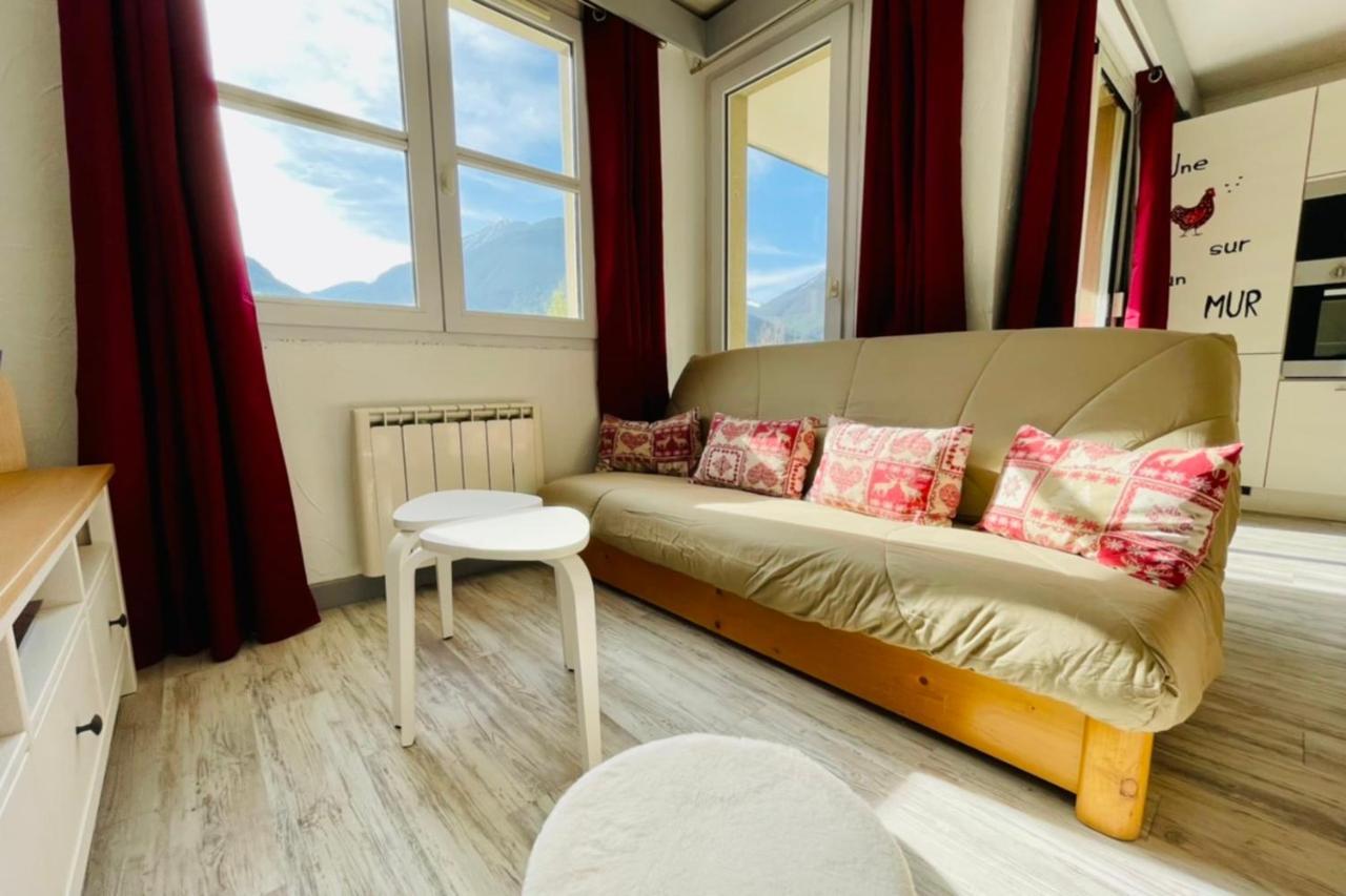 Bright 50 M With Balcony And View On The Valley ブリアンソン エクステリア 写真