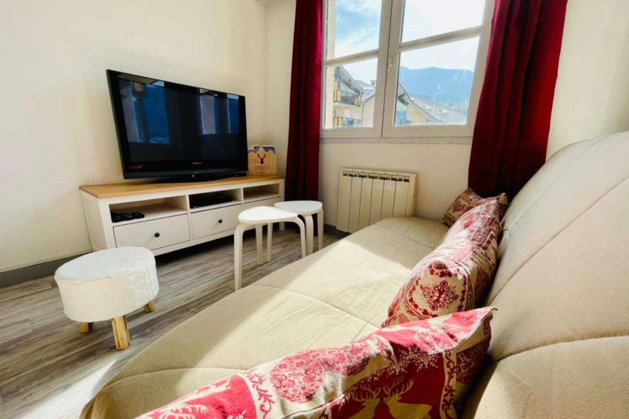 Bright 50 M With Balcony And View On The Valley ブリアンソン エクステリア 写真